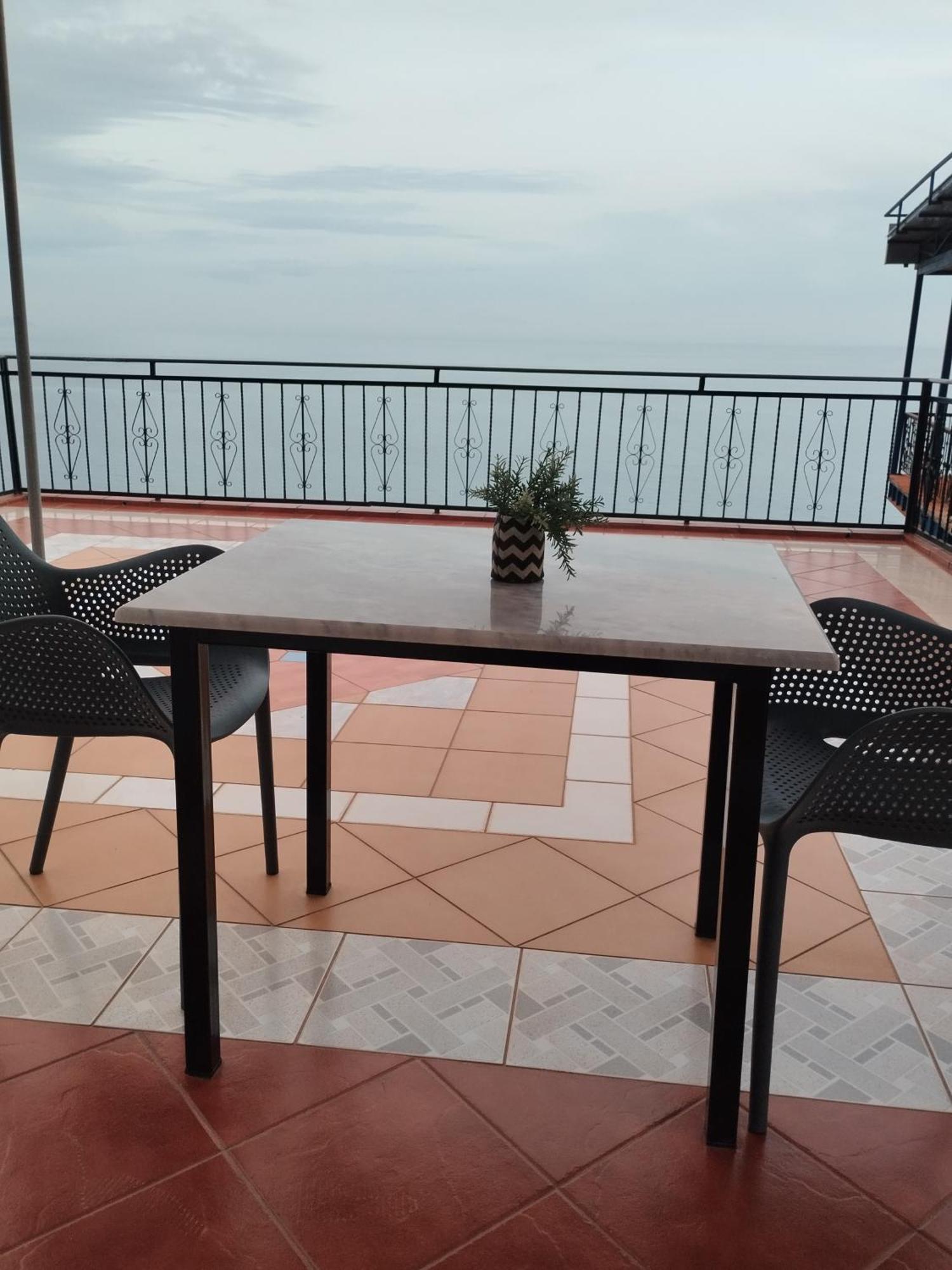Dim'S Villas Qeparo Szoba fotó
